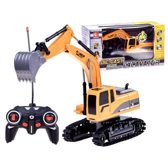 Excavator cu telecomanda